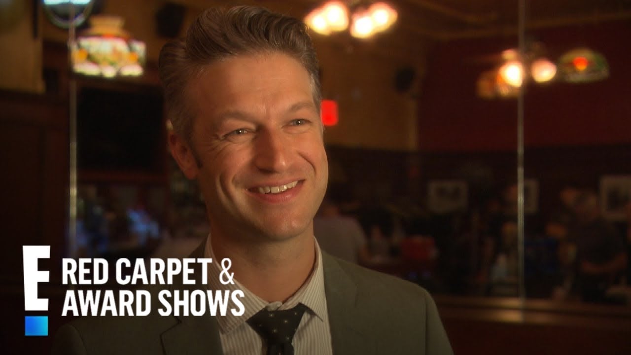 Peter Scanavino Talks "Law & Order: SVU" Character's New Job | E! Red Carpet & Award Shows